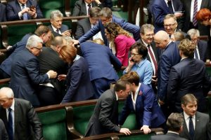 Dariusz Stokwiszewski: Czy rząd i jego koalicja wiedzą, dokąd zmierzają? Reminiscencje z 2017 roku