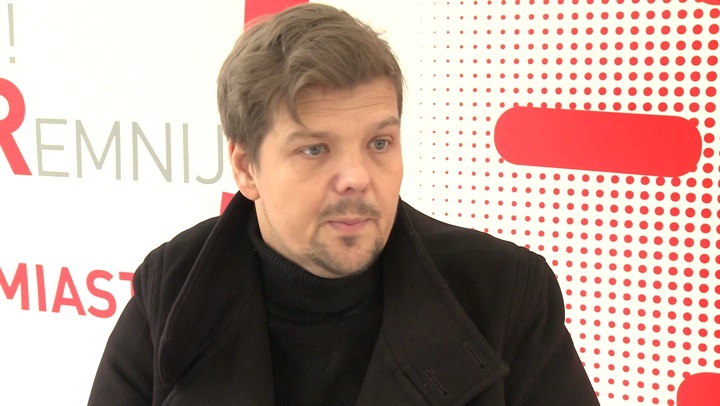 Michał Figurski opowiada o swojej chorobie. Fot. newseria