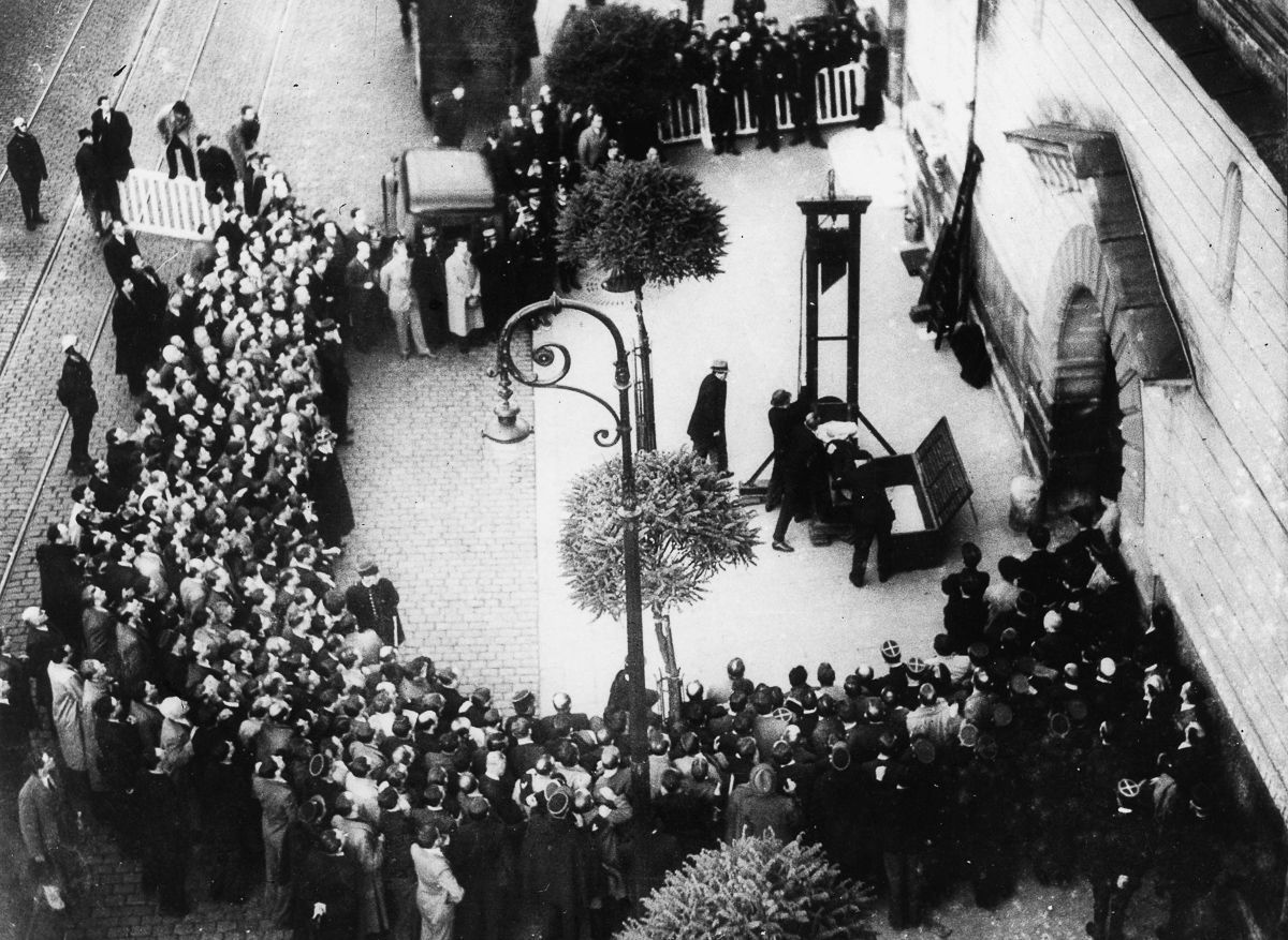 Ostatnia publiczna egzekucja gilotyną we Francji Eugène Weidmanna