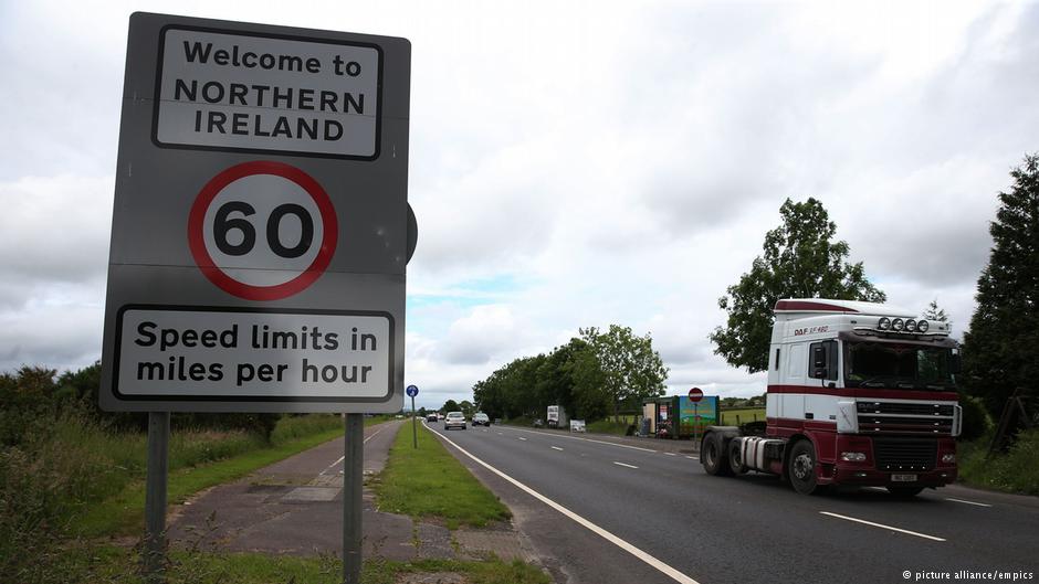 Granica między Irlandią a Irlandią Północną