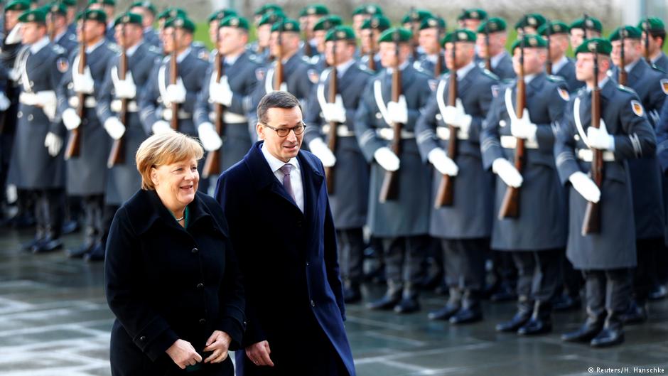 Podczas pierwszej wizyty w Berlinie premier starał się o poprawę nadszarpniętych relacji