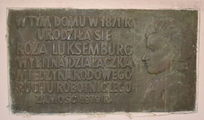 W Zamościu usunięto pamiątkową tablicę Róży Luksemburg