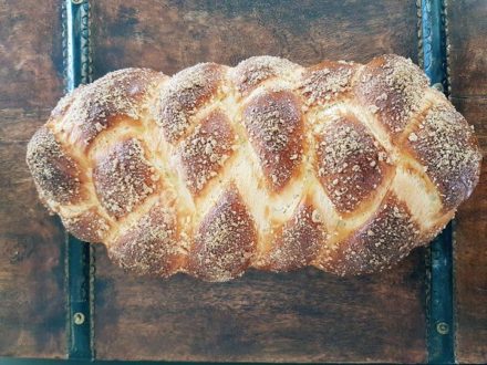 Pyszna, maślana chałka z kruszonką