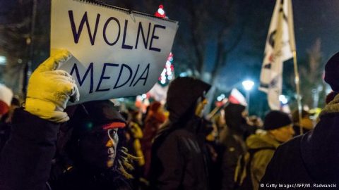 Reporterzy bez Granic wzywają UE do nałożenia sankcji na Polskę