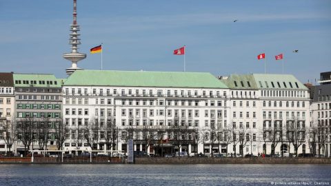 Luksusowy hotel w Hamburgu nie chce gościć Donalda Trumpa. Prezydent USA szuka noclegu