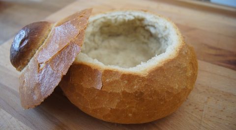 Chlebowe miseczki na wielkanocny żurek