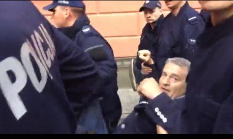 Piotr Schramm: Sąd okręgowy uchylił umorzenie ws. Władysława Frasyniuka – to groźna i niezrozumiała sytuacja