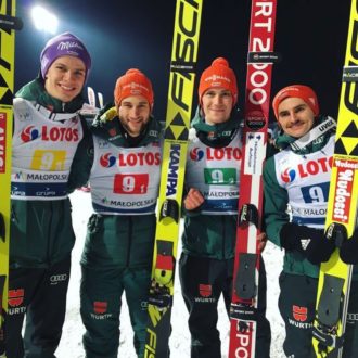 Rekord skoczni i historycze zwycięstwo polskich skoczków w konkursie drużynowym Pucharu Świata