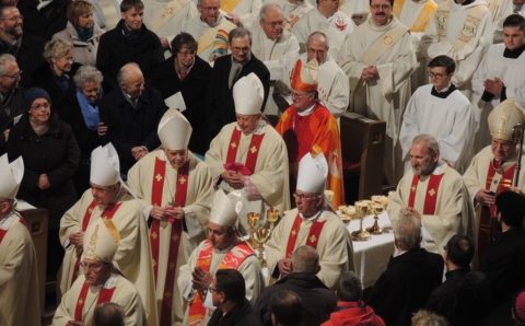 Eliza Michalik: Kościół katolicki bierze udział w korupcji politycznej, niszczeniu ludzi, łamaniu prawa, oszustwach finansowych