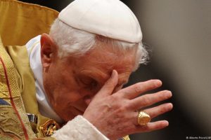 11 lutego 2013 papież Benedykt XVI nieoczekiwanie ogłosił swoją decyzję o abdykacji