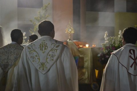 Polacy w Niemczech nie chcą płacić podatku kościelnego. Dlaczego polscy katolicy wypierają się religijnej tożsamości?