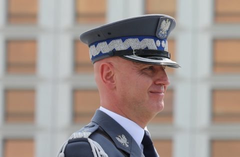 Wybuch granatnika w gabinecie komendanta głównego policji Szymczyka. Pierwsze ustalenia kontroli