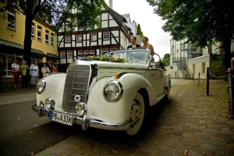 Niemcy chętnie wybierają na swoje partnerki Polki. Niemki wolą Włochów