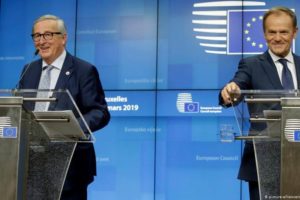 Szefowie: KE Jean-Claude Juncker i Rady Europejskiej Donald Tusk