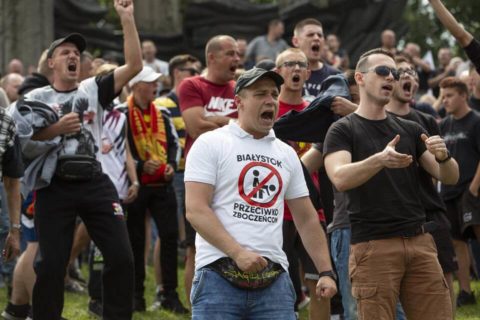 Stefan Niesiołowski: „Nie pozwól zastraszyć się hordom, co kijem chcą walić i łbem”