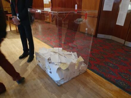 Komisja Europejska zaniepokojona wyborami w Polsce, wspiera apele o misję obserwacyjną OBWE