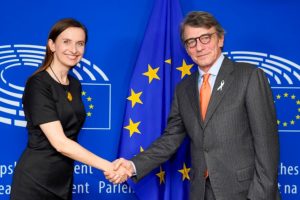 Sylwia Spurek zaprosiła do akcji Biała Wstążka Przewodniczącego Parlamentu Europejskiego