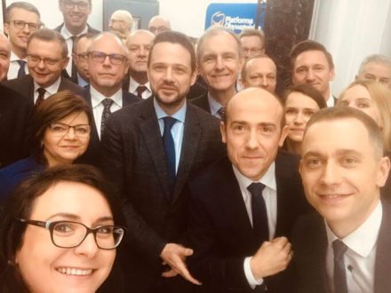 Czy Borys Budka znajdzie odpowiedź, jak skutecznie konkurować z dobrodziejstwami PiS?