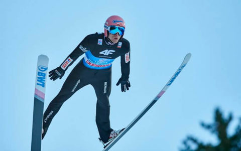 „Goliat”, „człowiek z genem lotnika” – niemieckie media o zwycięzcy Turnieju Czterech Skoczni Dawidzie Kubackim