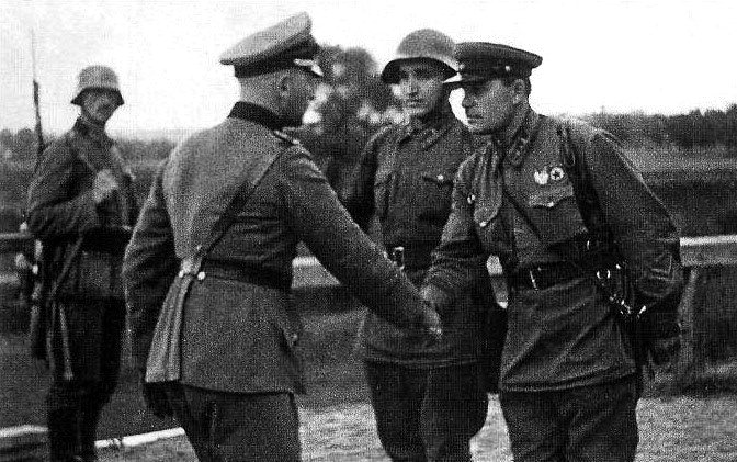 23 sierpnia gruchnęła wieść, że Niemcy i Związek Radziecki zawarły pakt o nieagresji