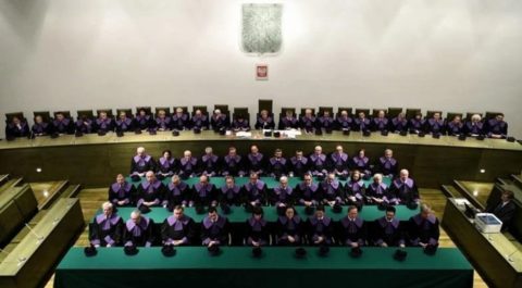 Radek Wiśniewski: O matce Polsce wyśnionej nieudanej