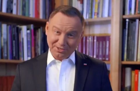 Stefan Niesiołowski: Nie przyjmować orderów od Dudy!