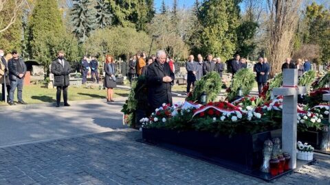 Zagranicze media komentują anulowanie głosowania listy przebojów Trójki