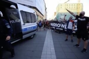 Katowice , faszyści w marszu „stop LGBT”