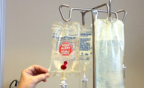 Czy chemioterapia zabija chorych na raka? Czy konopie indyjskie leczą?