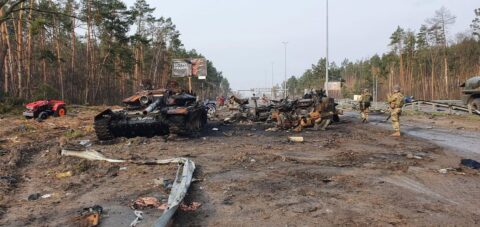 Przerażeni, zszokowani, wyczerpani. Uciekli z terenów okupowanych przez Rosjan