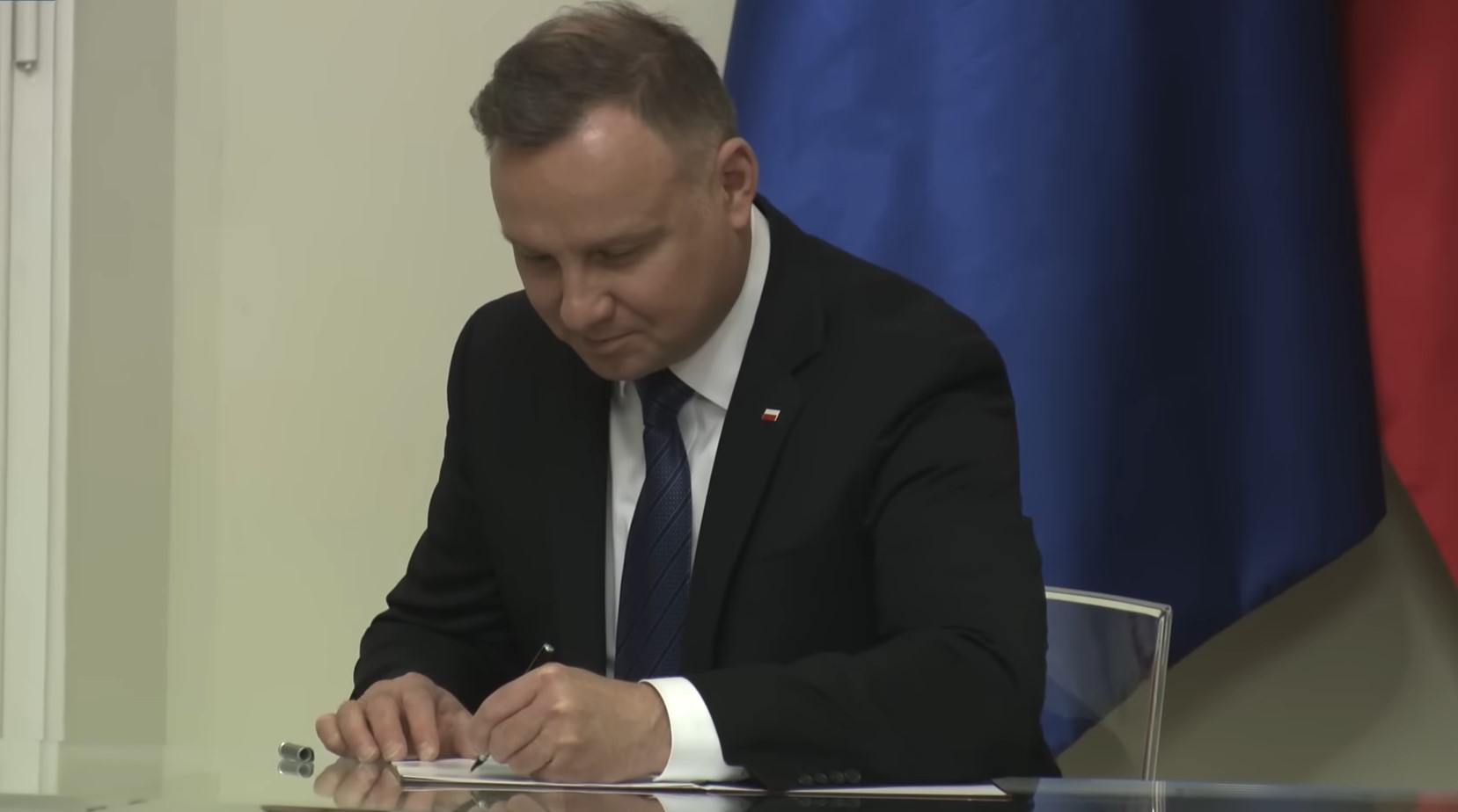 Adam Mazguła: Andrzej Duda od 8 lat kompromituje urząd prezydenta