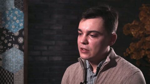 Putin Security Service Officer Who Defected Describes President As 'War Criminal’