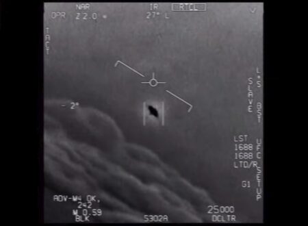 Pentagon zaprzecza: „Nie posiadamy szczątków UFO ani dowodów na życie pozaziemskie”