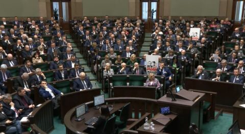 Krzysztof Skiba: Rozrywka zrobiła się polityczna, a polityka mocno rozrywkowa. Zbyt rozrywkowa jak na standardy cyrku