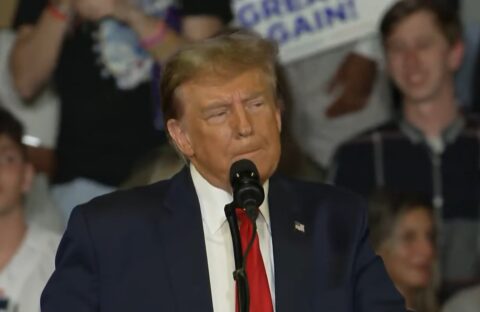 Media o Trumpie: zagraża Ameryce i światu