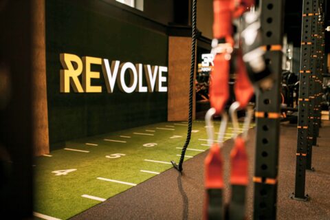 Revolve Fitness pomoże Ci efektywnie trenować