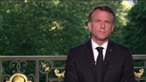 Upadek kraju. Francja może wypaść z UE i NATO