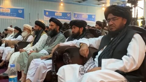 Rosja zacieśnia więzi z talibami