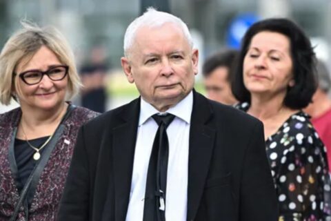 Romanowski stawia warunki powrotu do Polski – Kaczyński komentuje