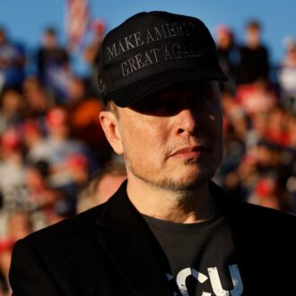 Dlaczego Elon Musk uprawia politykę?