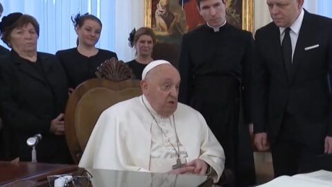 Watykanista: „To końcówka”. Czy Franciszek abdykuje?